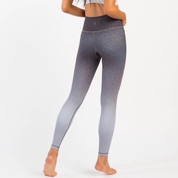 Zyia leggings - 2 pairs for 1 low price - Picture 3 of 14